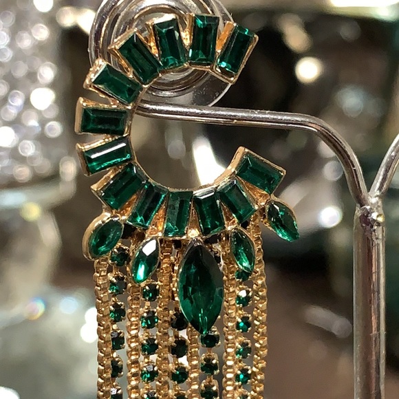 GUESS Crystal Semi-circle & Fringe Chandelier Earrings - Picture 11 of 12